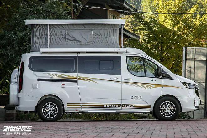 旅居风！实拍齐星星领FT2123K8凯发国际专注升顶房车主打精致(图19)